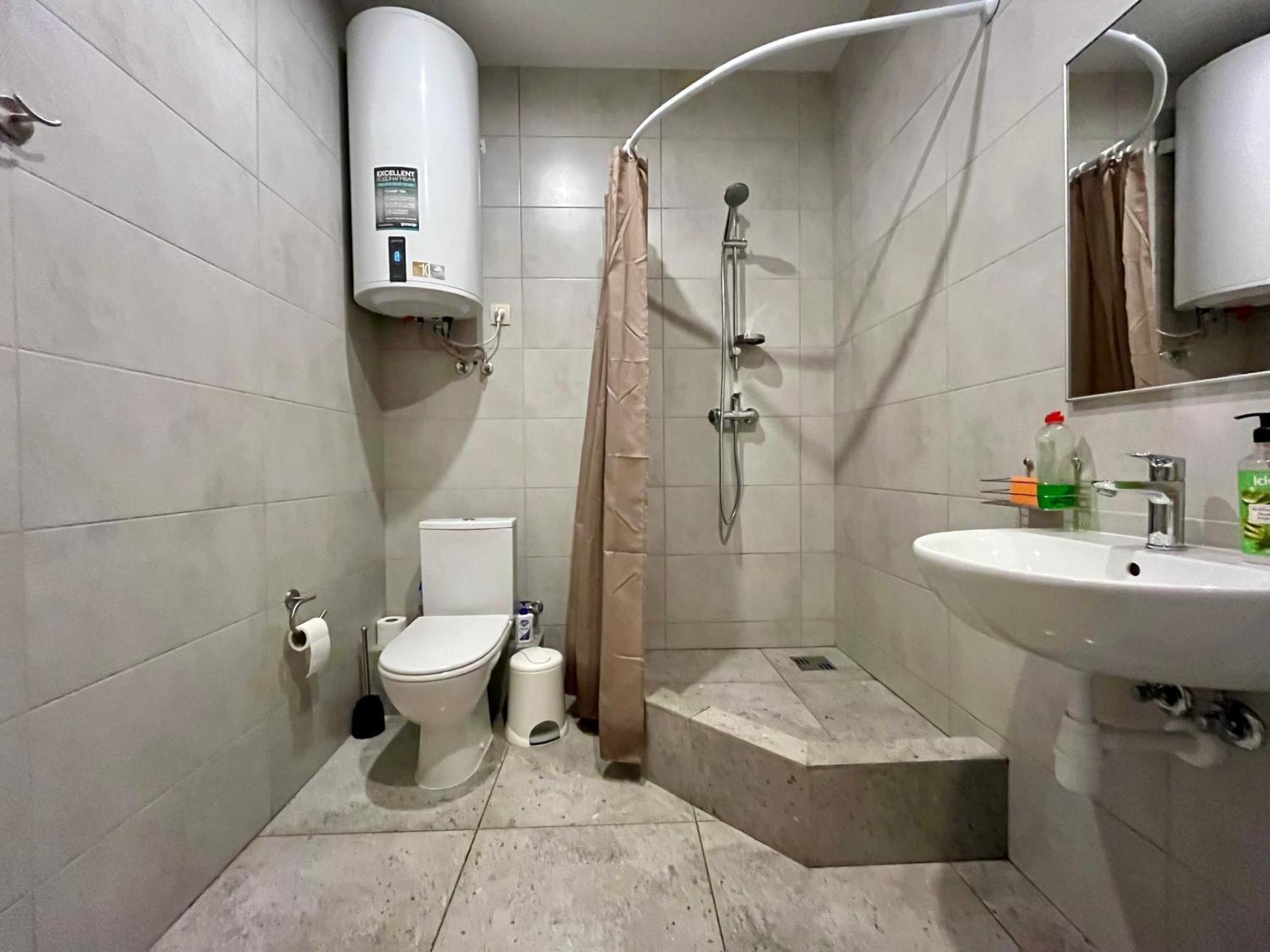 4Room Hostel Kyiv Exterior photo